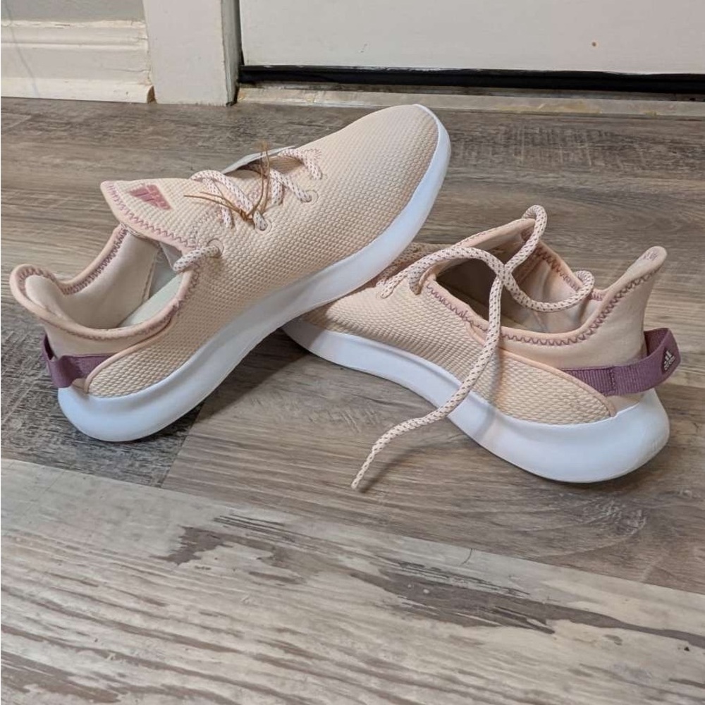 Pink adidas - Picture 3 of 6